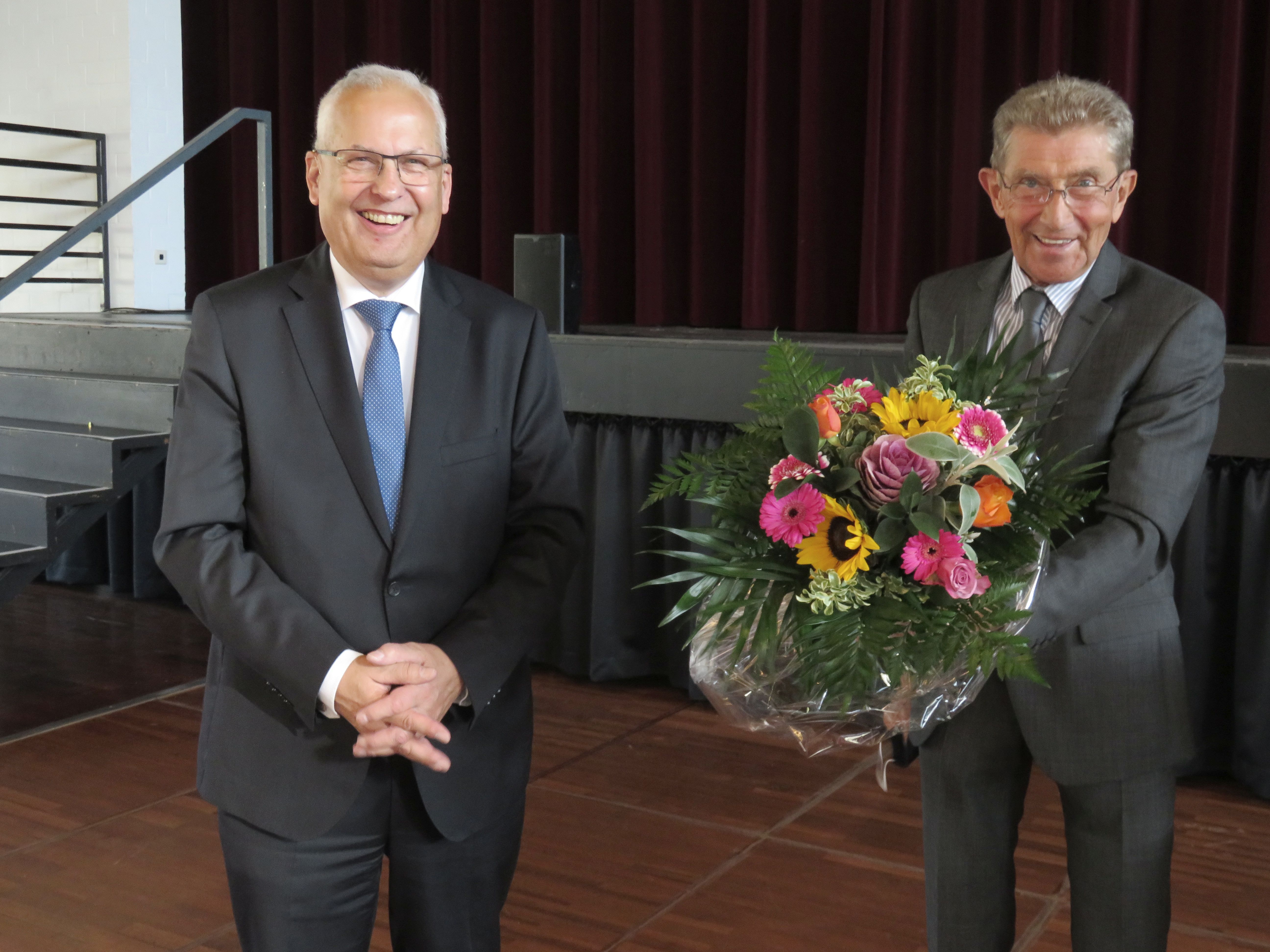 Gratulation Landrat konstituierende Kreistagssitzung