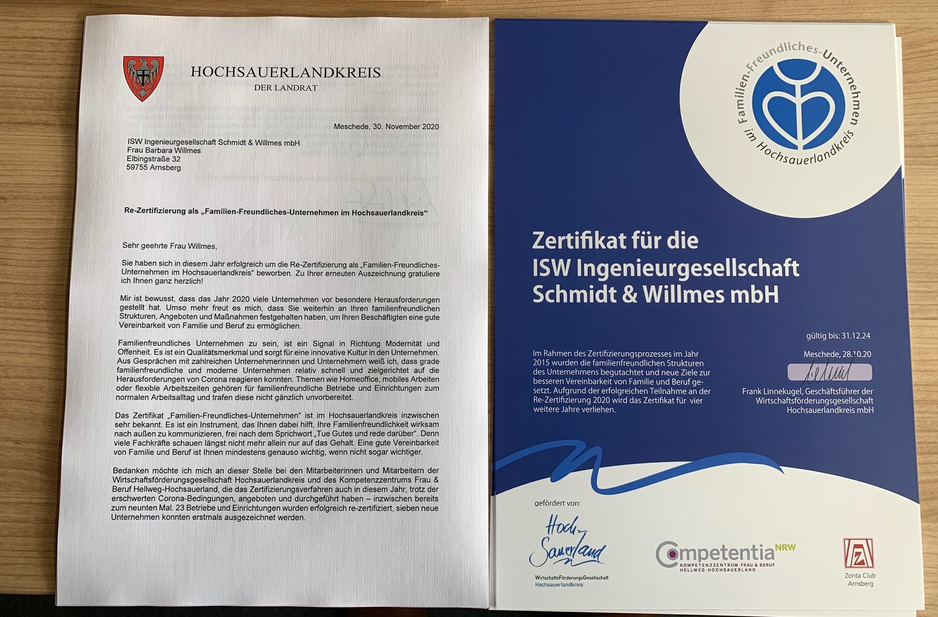 Corona-bedingt gab es die Glückwünsche zur erfolgreichen Erst- bzw. Re-Zertifizierung in diesem Jahr nur schriftlich. Die Übergabe der Zertifikate soll aber noch nachgeholt werden, wenn es die Umstände wieder zulassen.